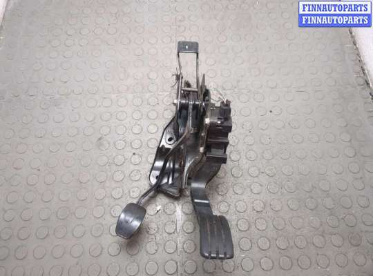 Купить Узел педальный (блок педалей) на Renault Scenic 2009-2012 Узел педальный (блок педалей) RN1522089 на Renault Scenic 2009-2012