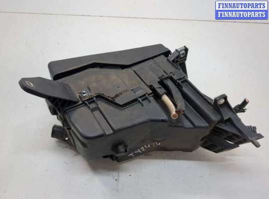 купить Блок предохранителей на Toyota RAV 4 2006-2013