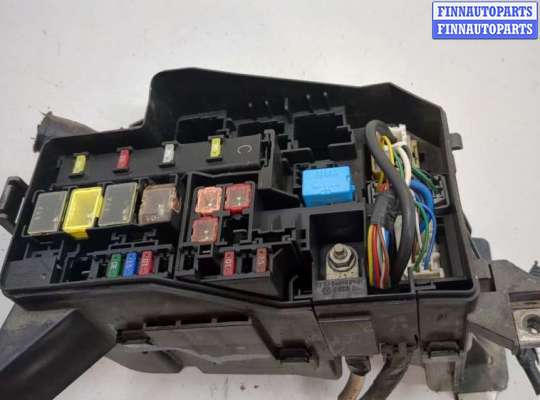 купить Блок предохранителей на Toyota RAV 4 2006-2013