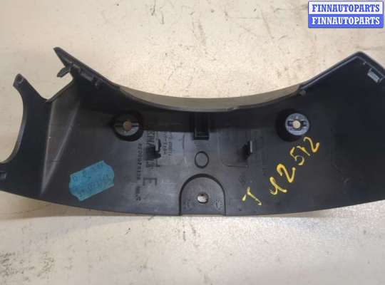 купить Кожух рулевой колонки на Renault Megane 2 2002-2009