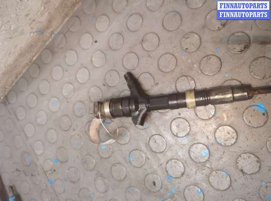 купить Форсунка топливная на Toyota Corolla Verso 2004-2009