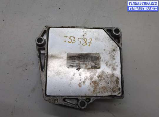 Блок управления двигателем OP2260833 на Opel Meriva 2003-2010