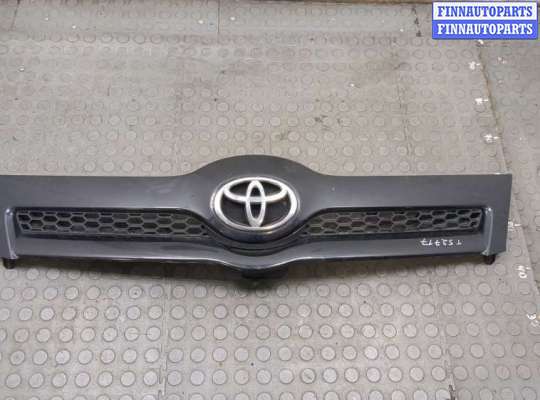 купить Решетка радиатора на Toyota Corolla Verso 2004-2009