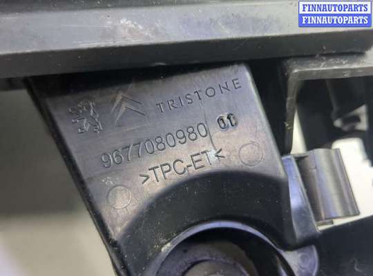 купить Корпус воздушного фильтра на Peugeot Partner 2008-2012