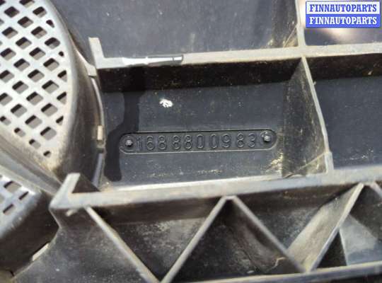 купить Решетка радиатора на Mercedes A W168 1997-2004