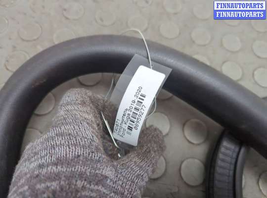 купить Уплотнитель на Ford Kuga 2019-2024