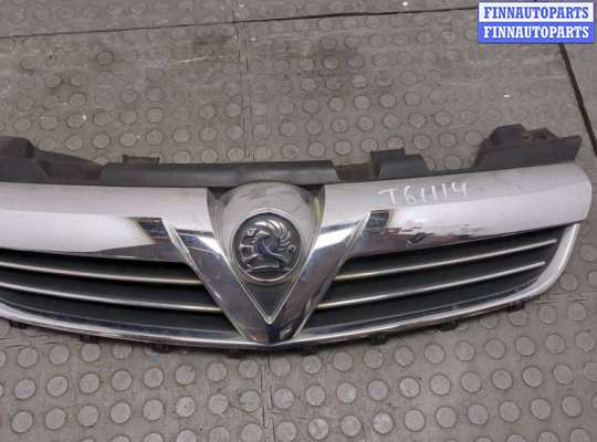 Решетка радиатора OP2388746 на Opel Zafira B 2005-2014