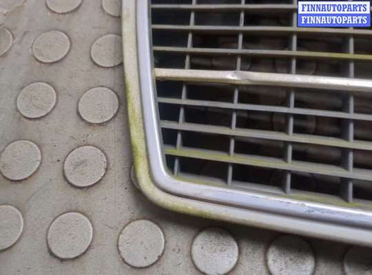 купить Решетка радиатора на Mercedes E W210 1995-2003