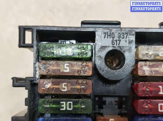 купить Блок предохранителей на Volkswagen Transporter 5 2003-2009