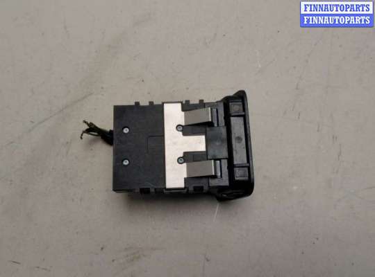 купить Кнопка стояночного тормоза (ручника) на Mercedes GLA X156 2014-2020