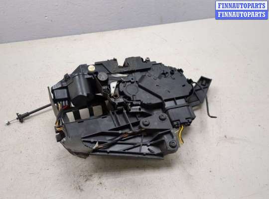 Замок боковой двери на Ford Kuga I