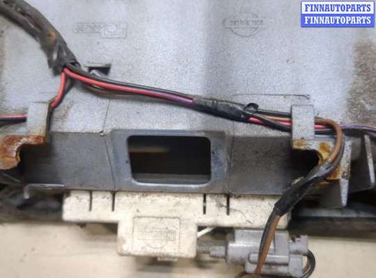 купить Накладка под номер (бленда) на Nissan Primera P12 2002-2007