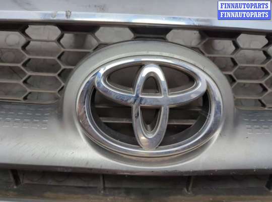 купить Решетка радиатора на Toyota Hilux 2004-2011