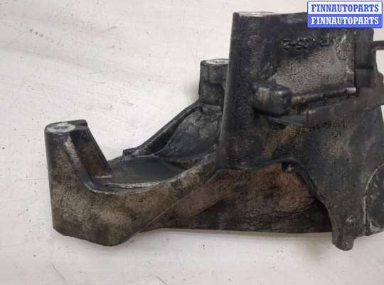 Кронштейн компрессора кондиционера VG2338010 на Volkswagen Touareg 2002-2007