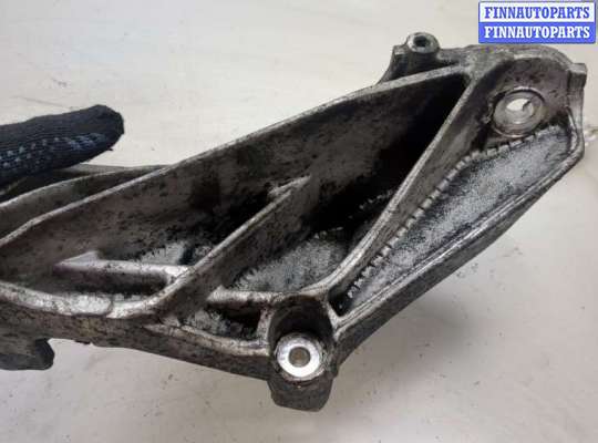 купить Кронштейн компрессора кондиционера на Volkswagen Touareg 2002-2007