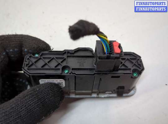 купить Переключатель света на Chevrolet Equinox 2017-2024