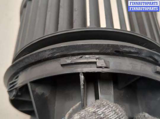 купить Двигатель отопителя (моторчик печки) на Ford Escape 2015-2019