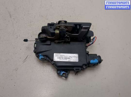 Замок боковой двери на Volkswagen Golf IV (1J)