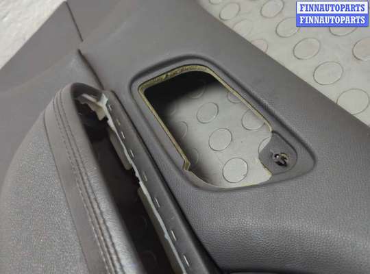 купить Дверная карта (Обшивка двери) на Cadillac Escalade 3 2006-2014