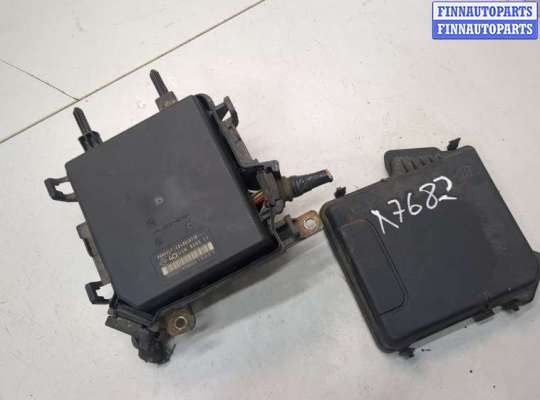 Купить Блок предохранителей на Renault Megane 3 2009-2016 Блок предохранителей RN1552306 на Renault Megane 3 2009-2016