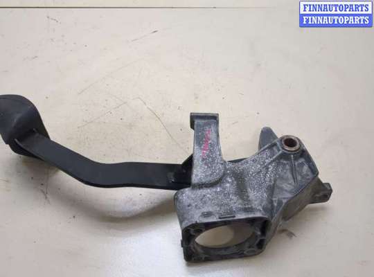 купить Педаль тормоза на Mercedes C W202 1993-2001