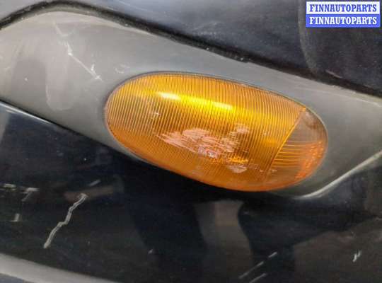 Крыло переднее