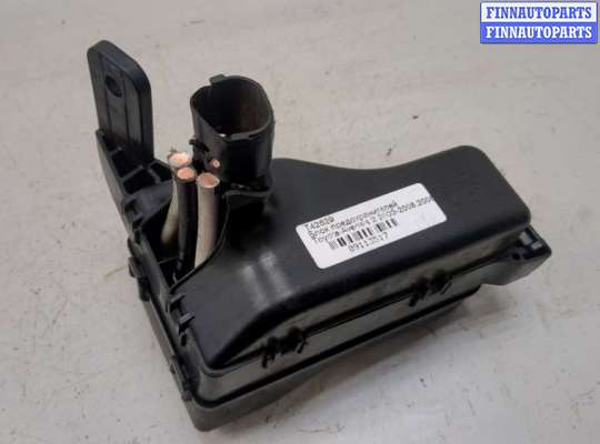 купить Блок предохранителей на Toyota Avensis 2 2003-2008