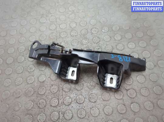 Кронштейн бампера MB1628735 на Mercedes C W205 2014-2023