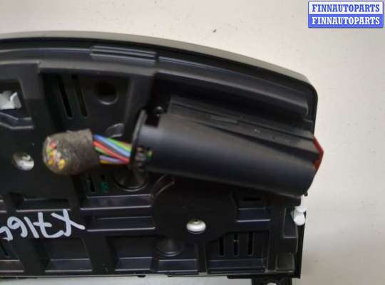 Щиток приборов на Opel Zafira B