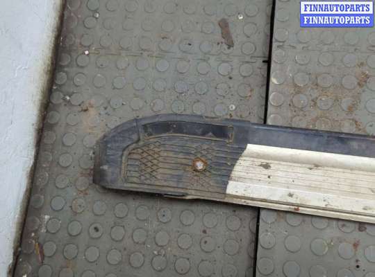 Подножка порога на Nissan Qashqai I (J10)