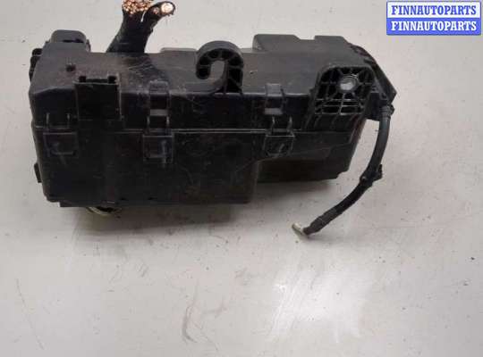 купить Блок предохранителей на Ford C-Max 2002-2010