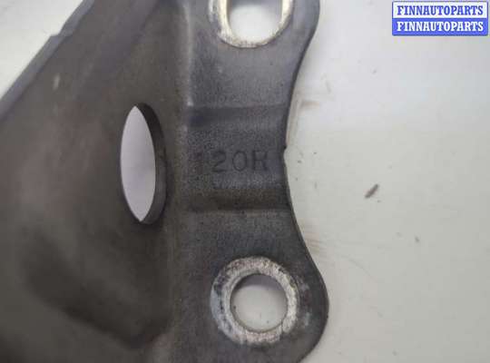 купить Петля капота на Toyota RAV 4 2006-2013