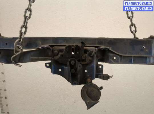 купить Рамка капота на Nissan Note E11 2005-2013