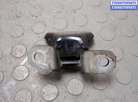 купить Петля двери на Toyota FJ Cruiser