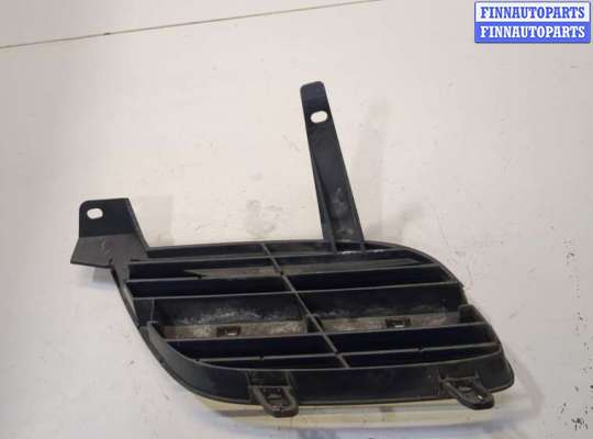 купить Решетка радиатора на Nissan Almera N16 2000-2006