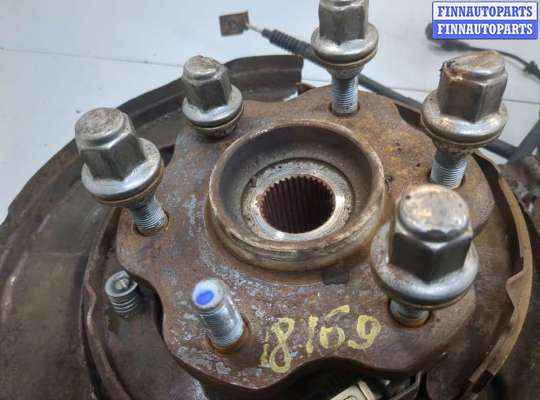 купить Ступица (кулак, цапфа) на Infiniti QX80 2014-2017