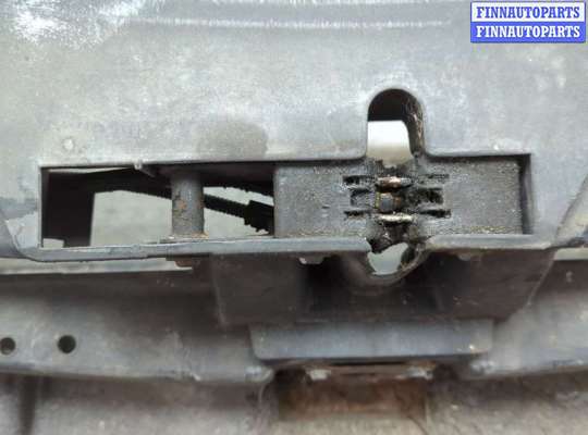 купить Рамка передняя (телевизор) на Volkswagen Golf 5 2003-2009