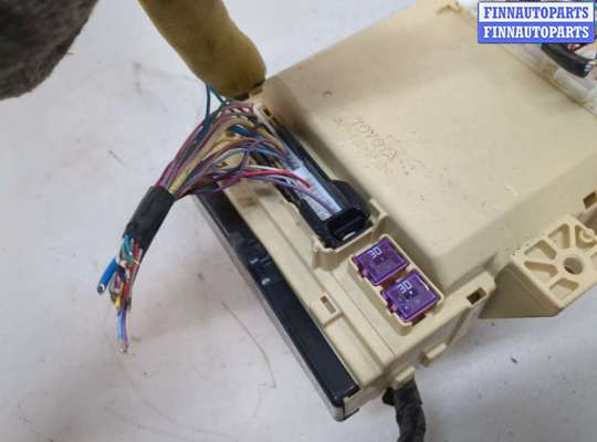 купить Блок предохранителей на Toyota Highlander 2 2007-2013