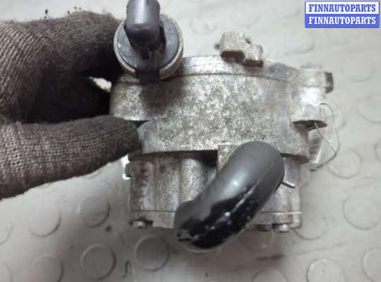 купить Насос вакуумный на Land Rover Range Rover 3 (LM) 2002-2012