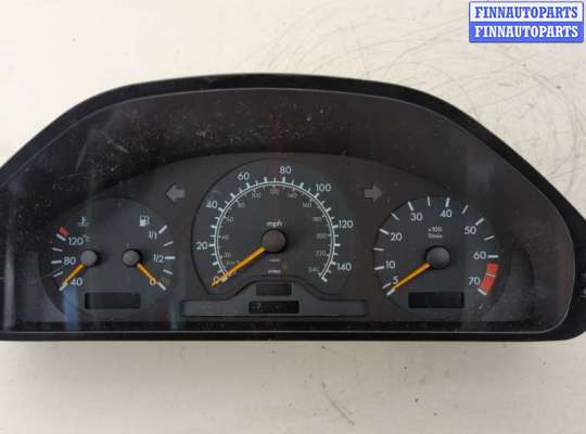 Щиток приборов (приборная панель) MB1458265 на Mercedes C W202 1993-2000