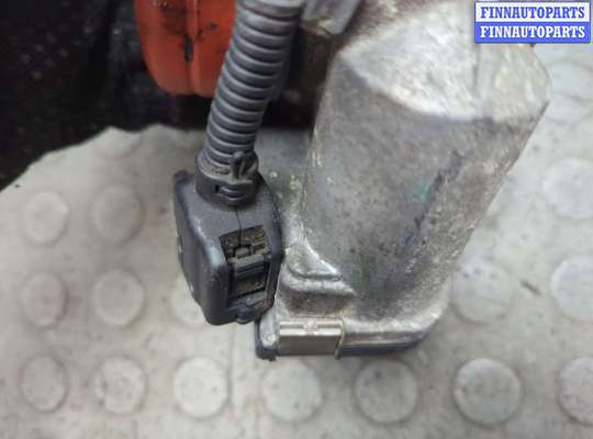 Заслонка дроссельная на Mercedes-Benz C (W204)