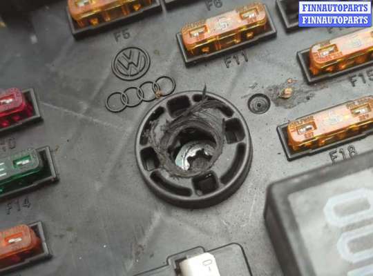 купить Блок предохранителей на Volkswagen Passat 6 2005-2010