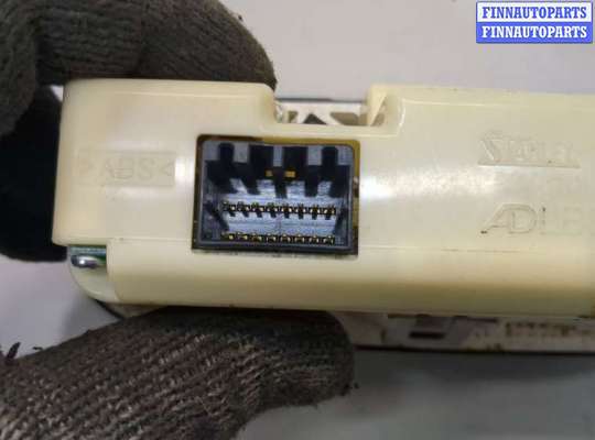 купить Переключатель отопителя (печки) на Mazda MPV 1999-2006