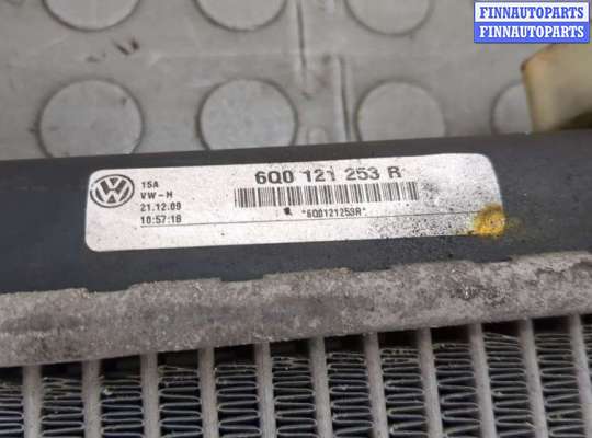 Радиатор основной на Skoda Fabia II (5J)