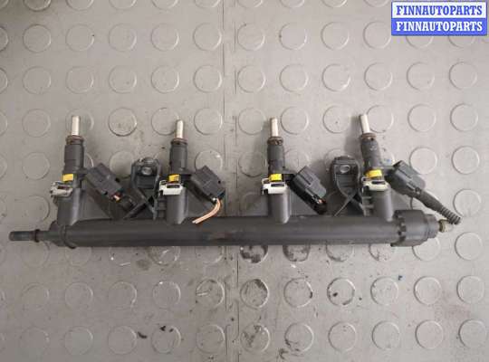 Форсунка топливная на Citroen C3 Picasso