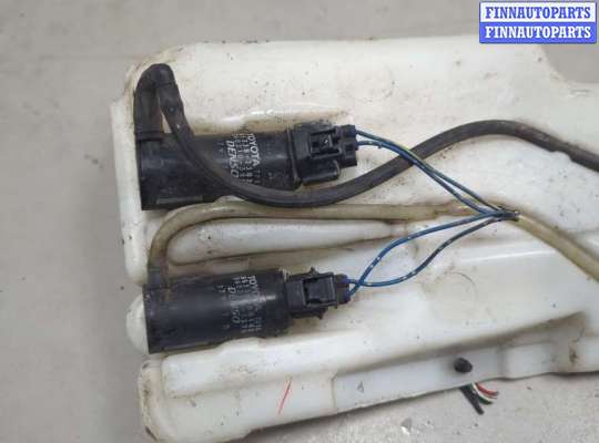 купить Бачок омывателя на Toyota RAV 4 2000-2005