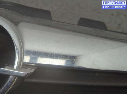 купить Решетка радиатора на Opel Zafira B 2005-2014