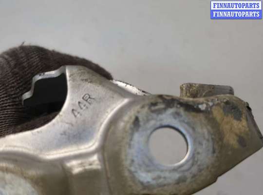 купить Петля капота на Toyota Camry V40 2006-2011