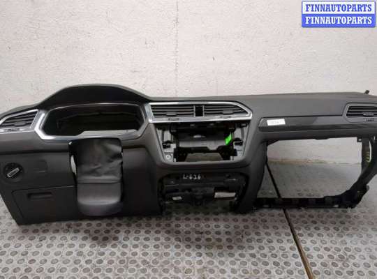 Кнопка аварийной остановки на Volkswagen Tiguan II