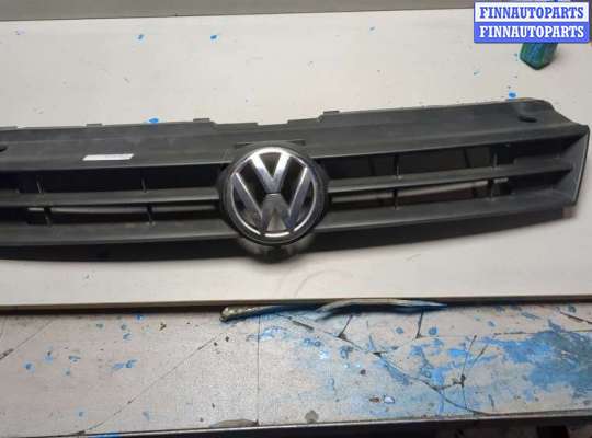 купить Решетка радиатора на Volkswagen Polo 2009-2014